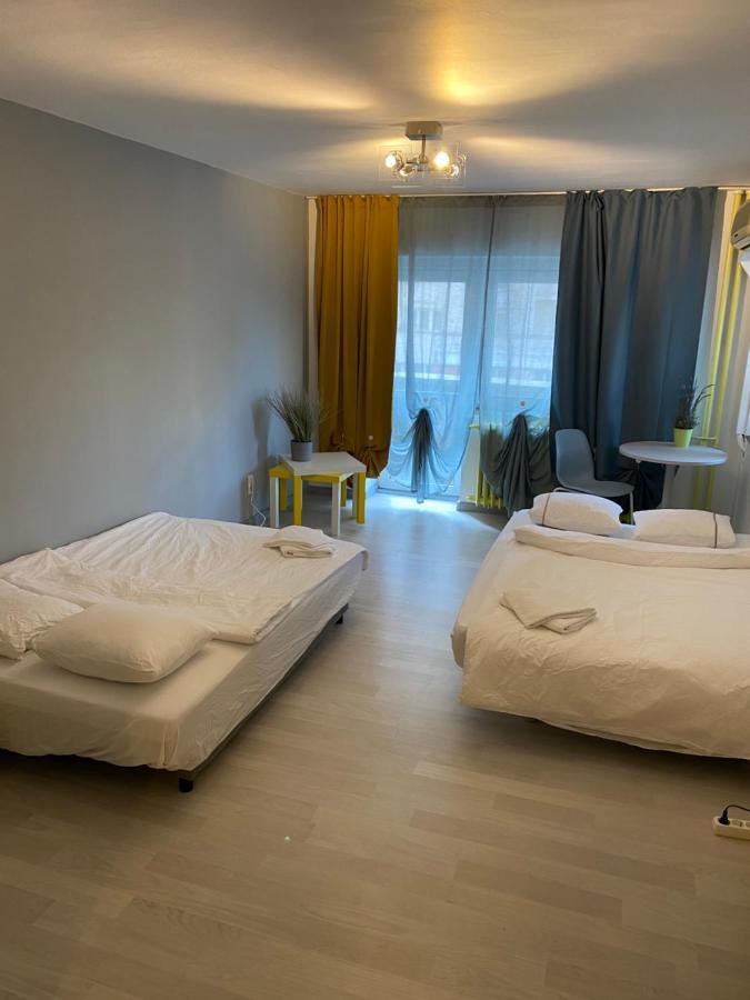 Green Apartment 96 Bucharest Exterior photo